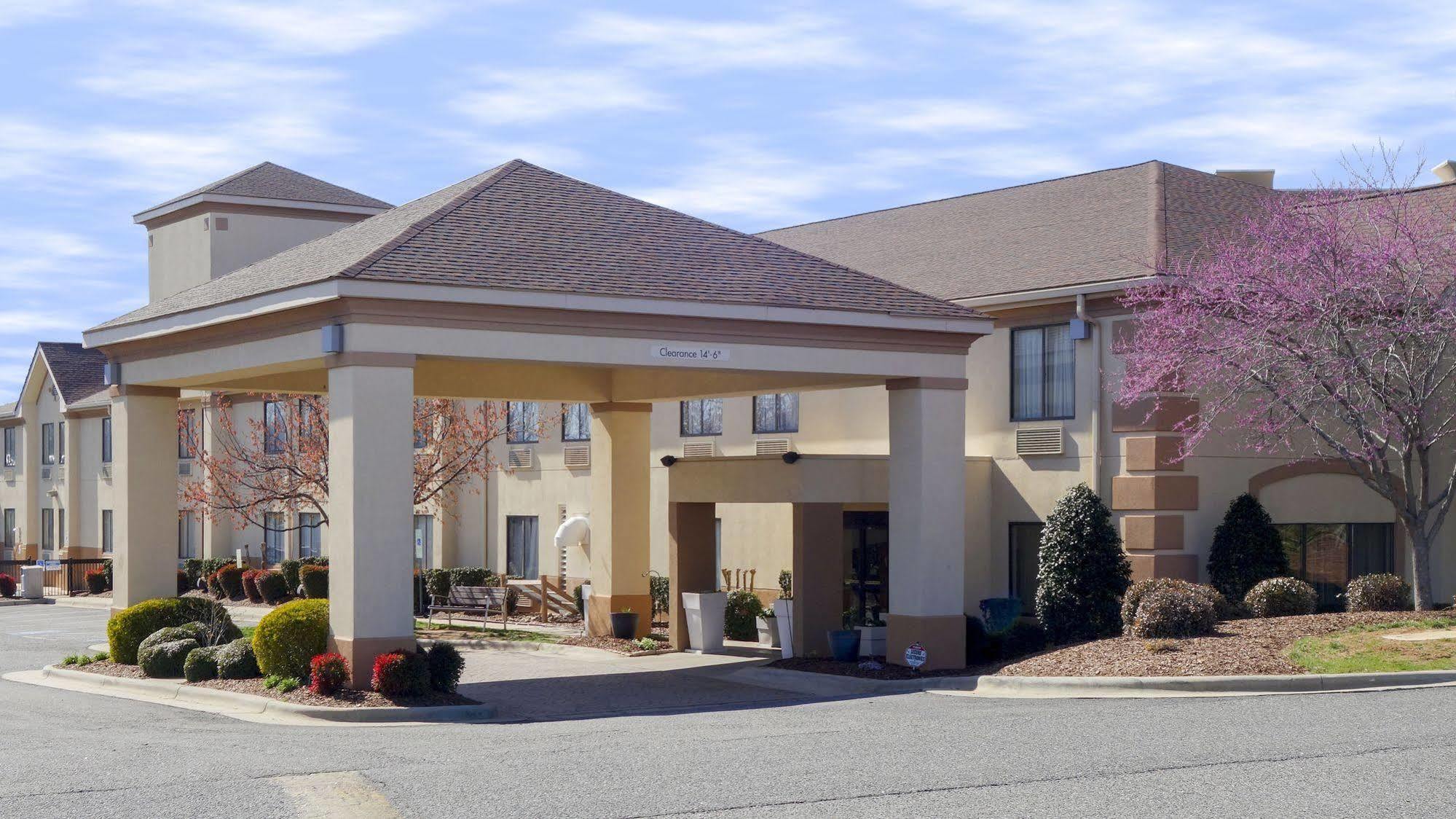 Country Inn & Suites By Radisson, Shelby, Nc ภายนอก รูปภาพ